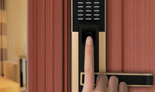 专业安装指纹锁